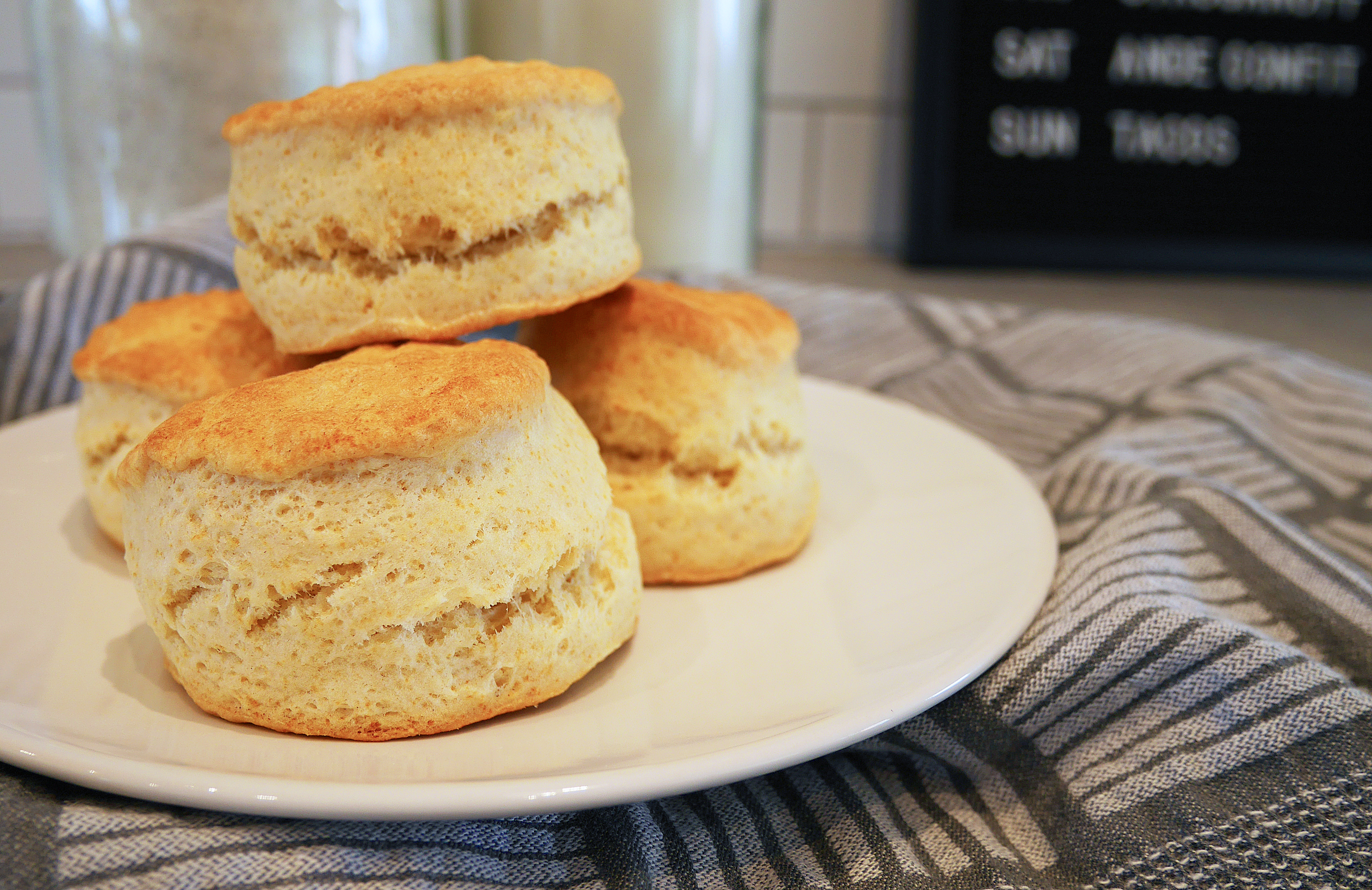 Opskrift På Buttermilk Biscuits